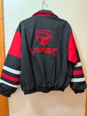 Vintage Dodge Viper Branded Windbreaker Jacket. NWOT. Size Large. ABSOLUTELY NEW